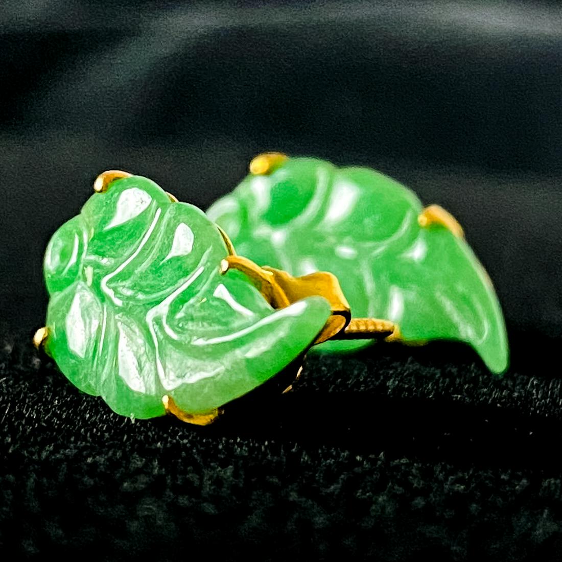 A Pair of 18kt Yellow Gold and Jade Earrings: A Pair of 18kt Yellow Gold and Jade Earrings, Marked 916. Approx. weight: 2 dwt Please note no credit card payments for first time buyers and seven business day hold on all checks.