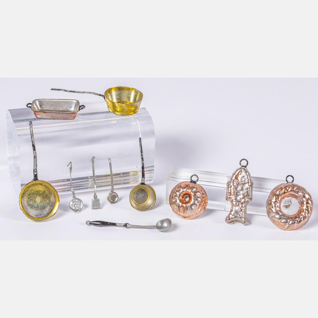 Eleven German Dollhouse Accessories (1 of 5)