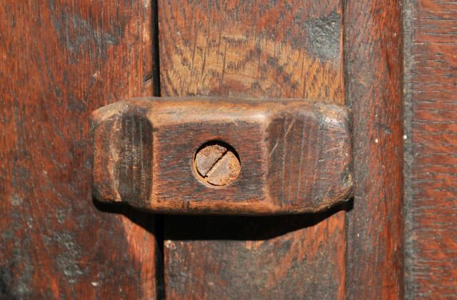 A Charles II Carved Oak Court Cupboard, 17th Century - 4