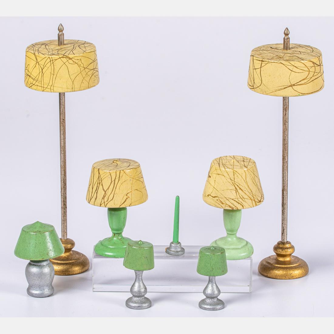 Group of Stombecker Dollhouse Decorative Items (1 of 3)