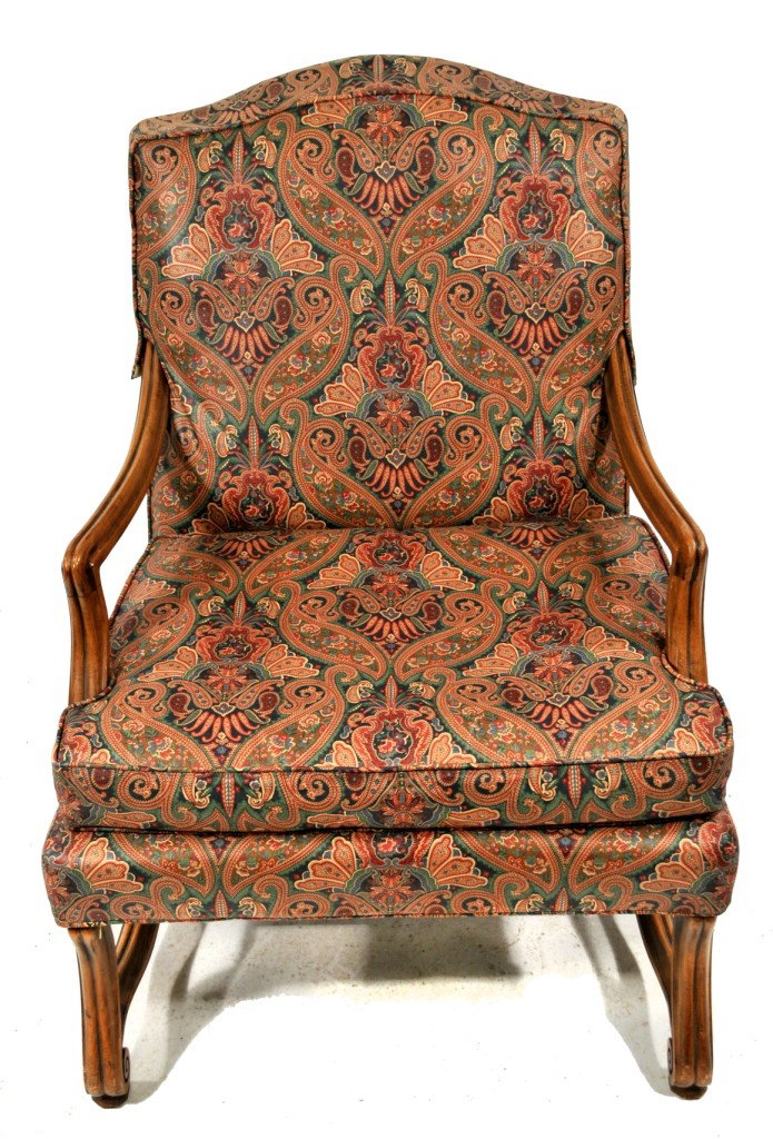 A French Provincial Style Walnut Fauteuil, 20th Cent