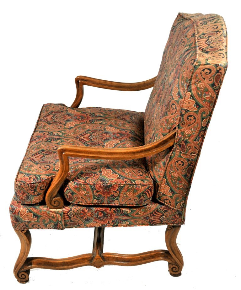 A French Provincial Style Walnut Fauteuil, 20th Cent - 4