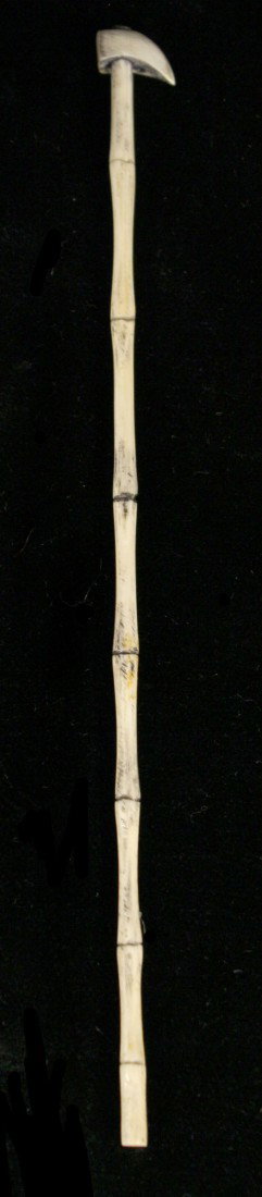 A Chinese Carved Ivory Figure of a Seated Guanyin, - 7