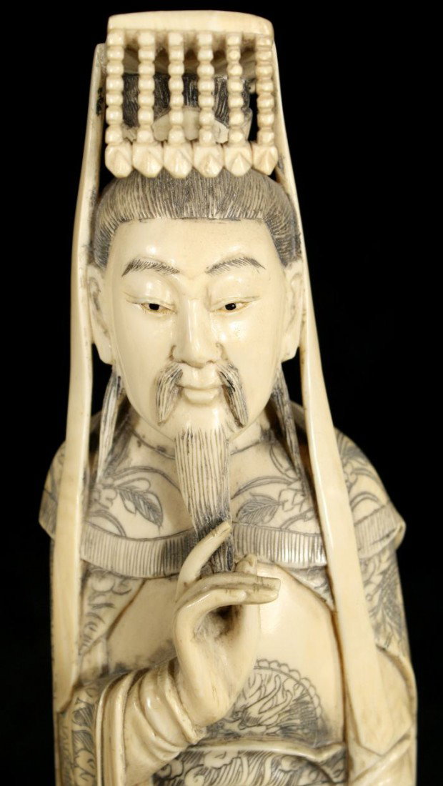 A Pair of Chinese Carved Ivory Standing Emperor and - 8