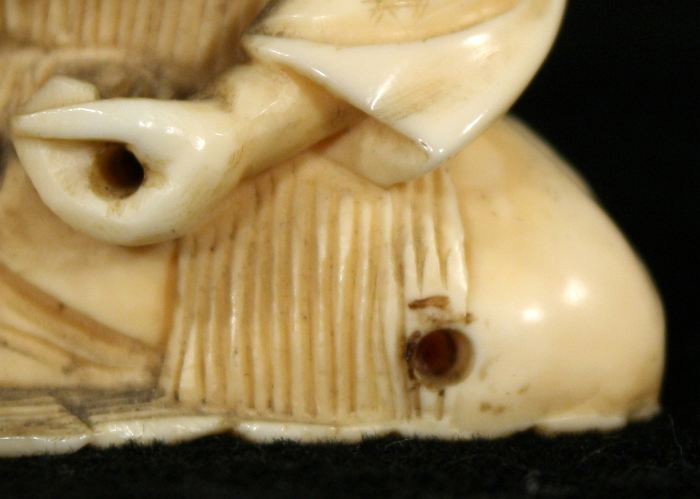 A Japanese Carved Ivory Figure of a Fisherman, Meij - 2