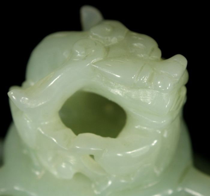 A Chinese Jade Koro and Cover, 20th Century. - 5