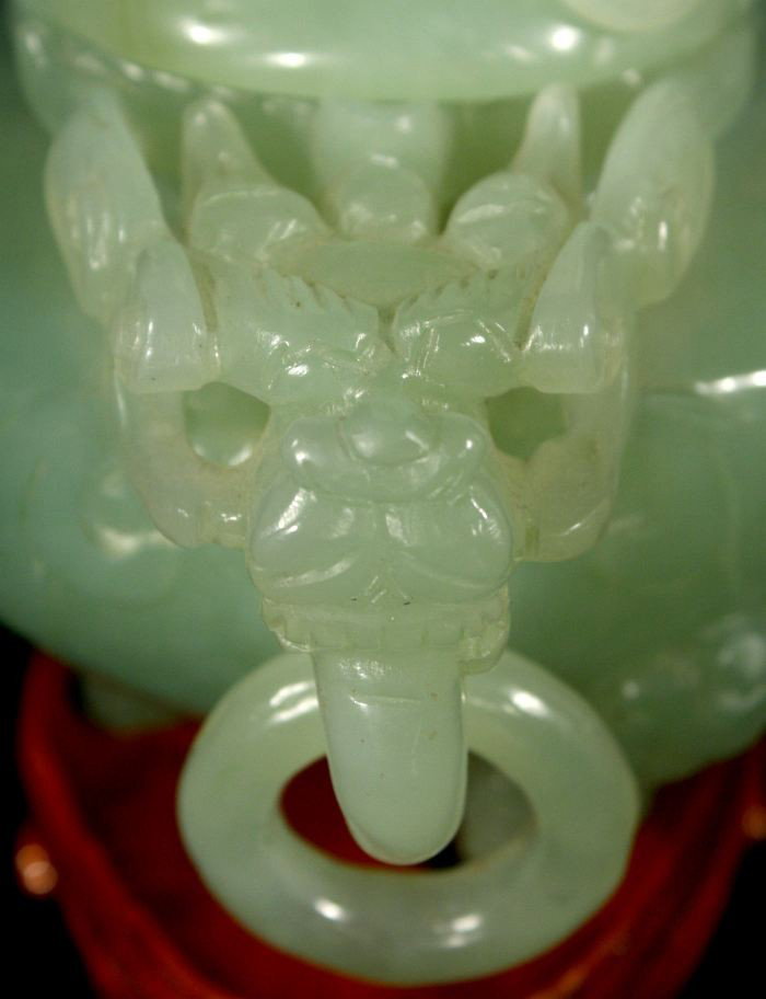A Chinese Jade Koro and Cover, 20th Century. - 7