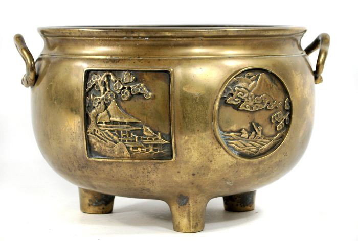 A Chinese Bronze Censer, 19th Century,