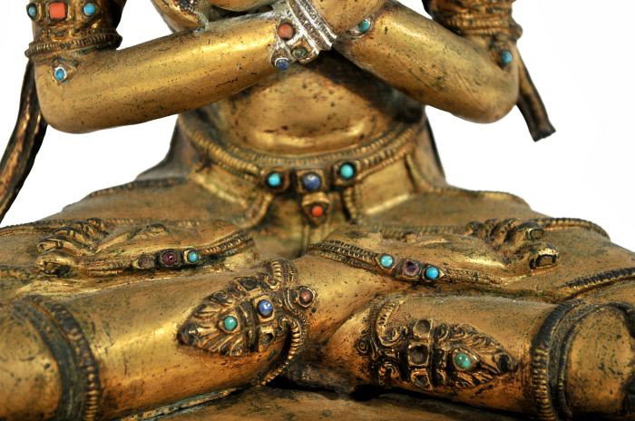 A Gilt Bronze Figure of Vajradhara, Tibet, 17th Cen - 4
