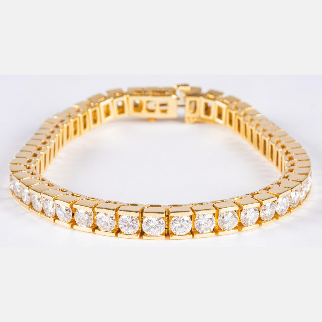 14kt Yellow Gold and Diamond Tennis Bracelet (1 of 5)