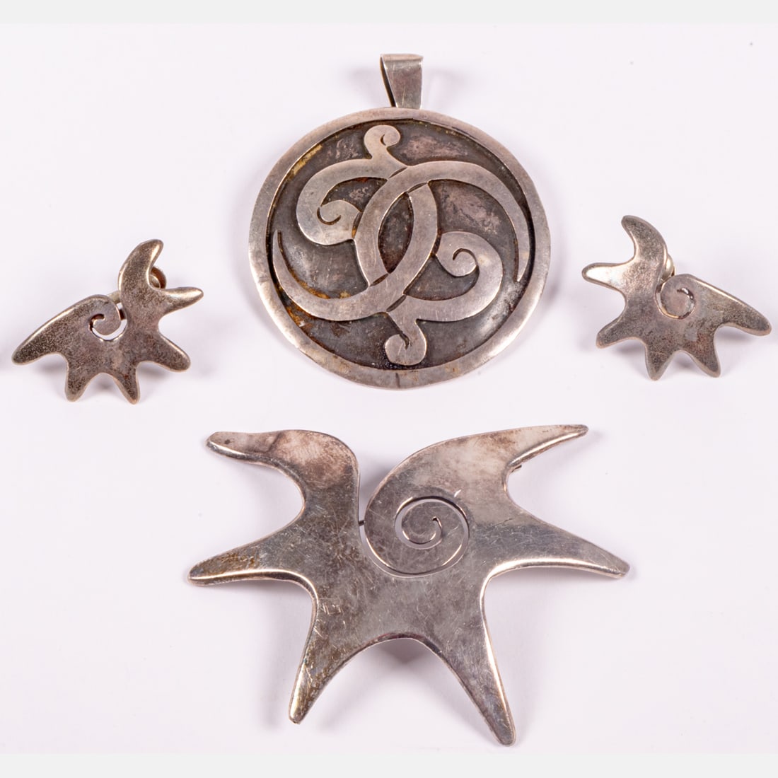 Two Taxco Mexico Sterling Silver Brooches (1 of 7)