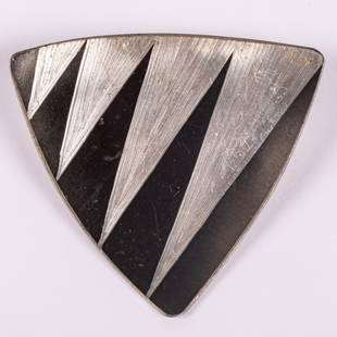 Jorgen Jensen Pewter Brooch: A Jorgen Jensen Pewter Brooch, 20th Century. Please note no credit card payments for first time buyers and seven business day hold on all checks.