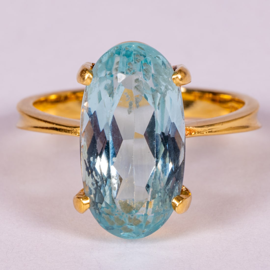 An 18k Yellow Gold Aquamarine Ring (1 of 6)