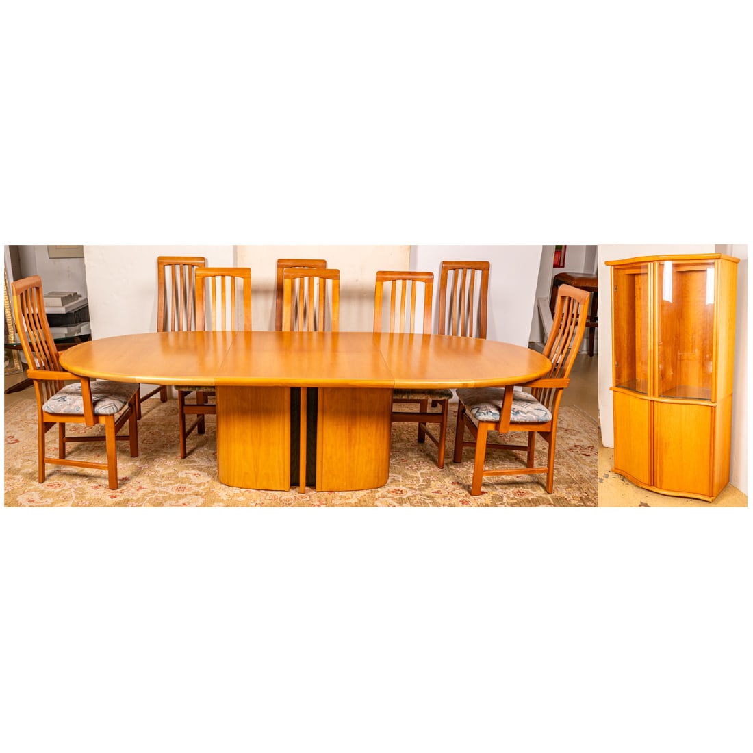 Skovby Danish Modern Cherry Dining Room Set (1 of 9)