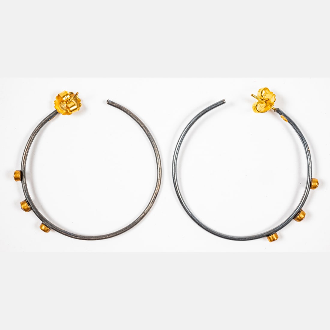 Pair Of 24kt And 18kt Yellow Gold, Yellow And Orange Sapphire And Silver Hoop Earrings (1 of 7)