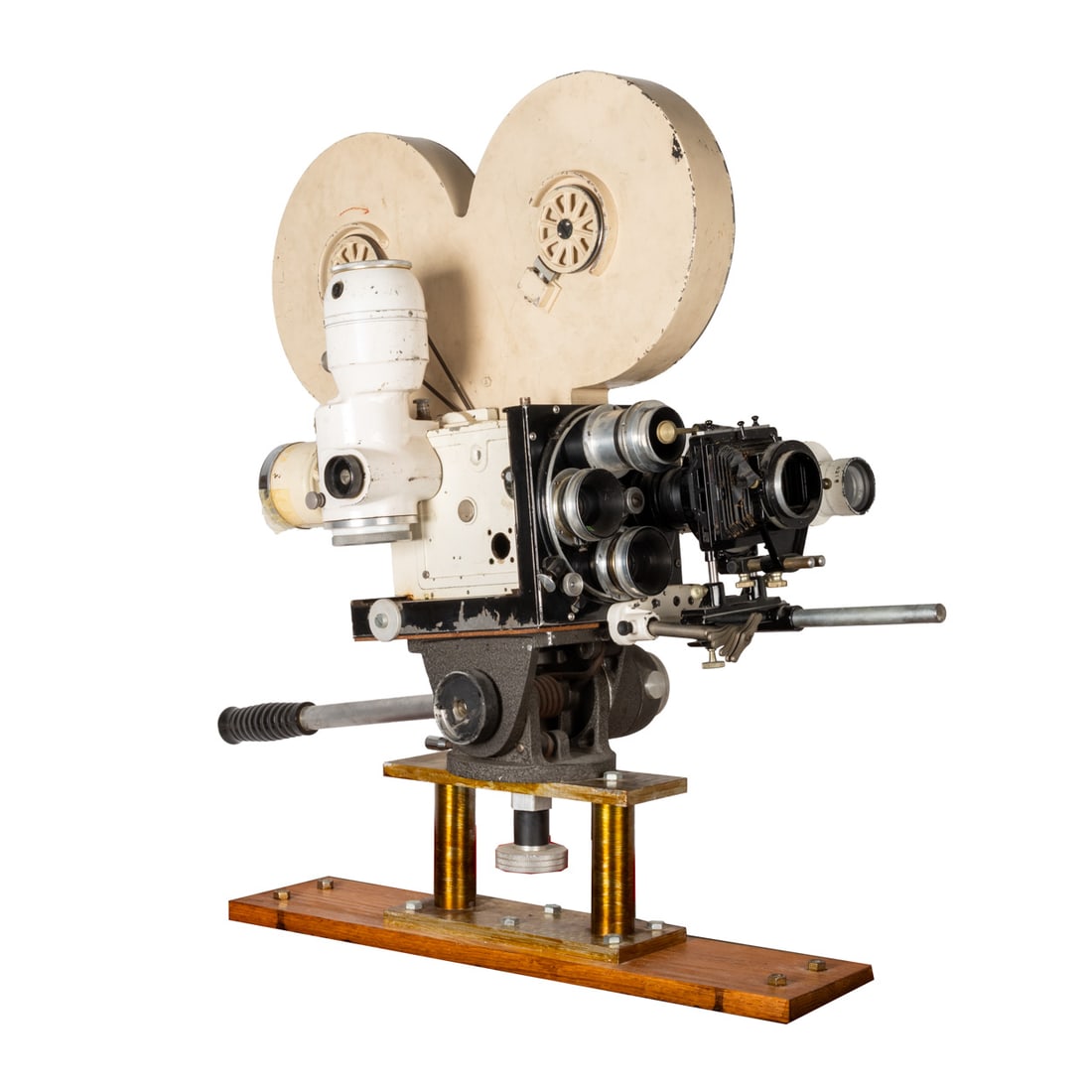 Mitchell 35 mm Model VS-110 Motion Picture Camera (1 of 18)