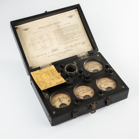 A Jewel Radio Test Set
