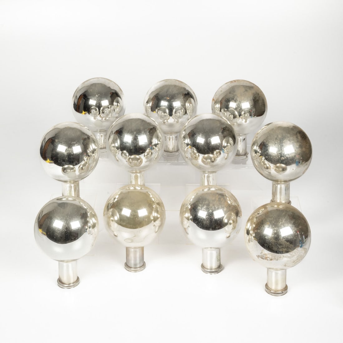 Pyrex Mercury Glass Boiling Flasks: A Rare Set of Pyrex Mercury Glass Boiling Flasks, 20th Century. 1000mL, Round-Bottomed, 11 total, All measuring 7 1/2 in. high x 5 in. diameter. From the Estate of John A. Davidson, Jr. Proceeds to be