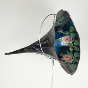 Original Flowered MG Cylinder Phono Horn