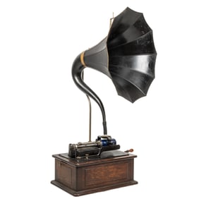 An Edison Triumph Cylinder Phonograph, Model D2