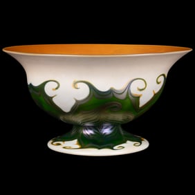 Quezal Art Glass Center Bowl