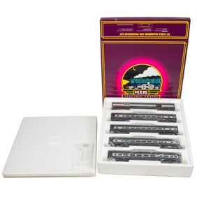 MTH Baltimore and Ohio Cinicinnatian Painted 70' Scale Aluminum Car Passenger Set with Original Box.