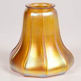 Quezal Gold Aurene Glass Shade