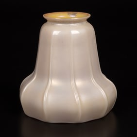 Steuben Gold Calcite Glass Shade