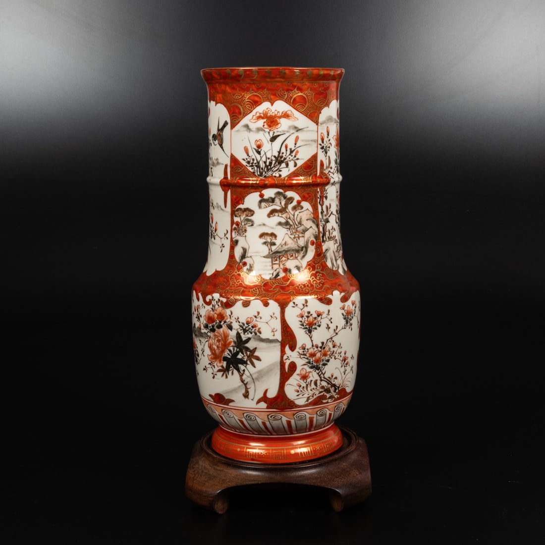 A Japanese Kutani Porcelain Vase (1 of 5)