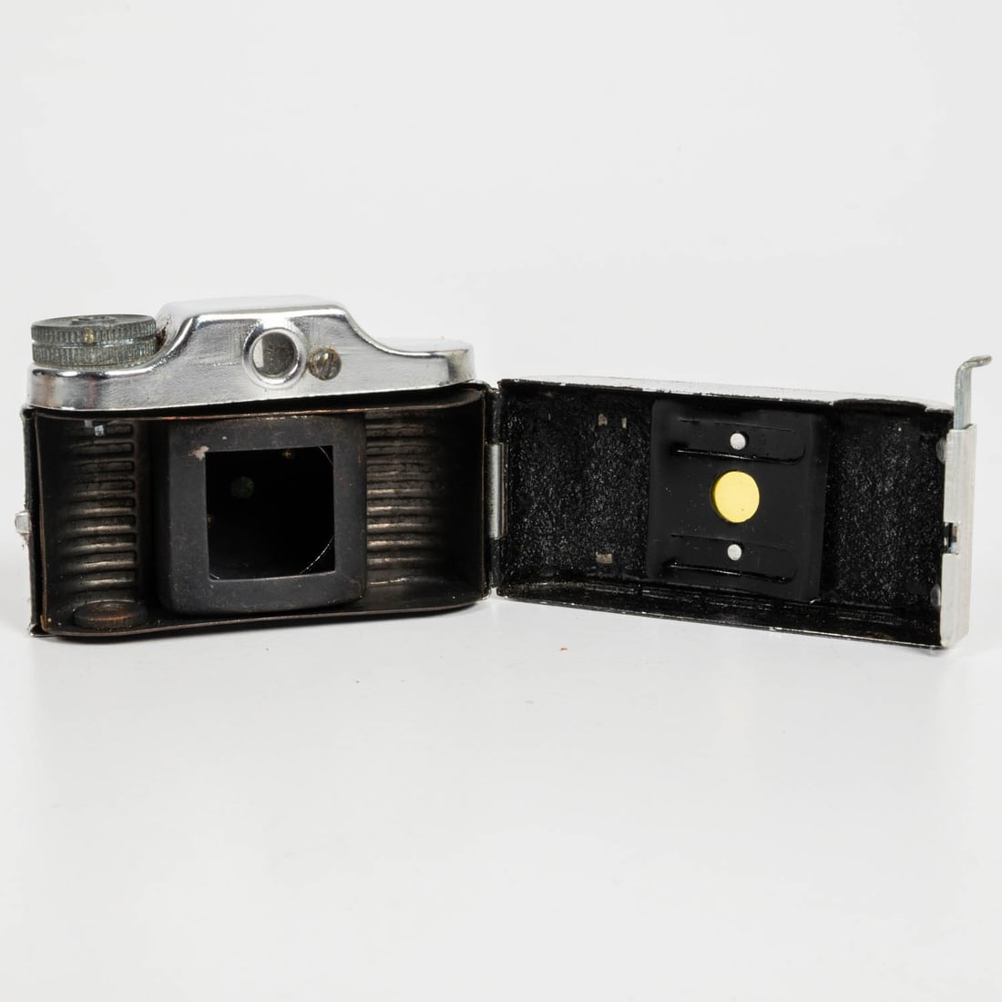 Francya Subminiature Hit-Type Camera - 3