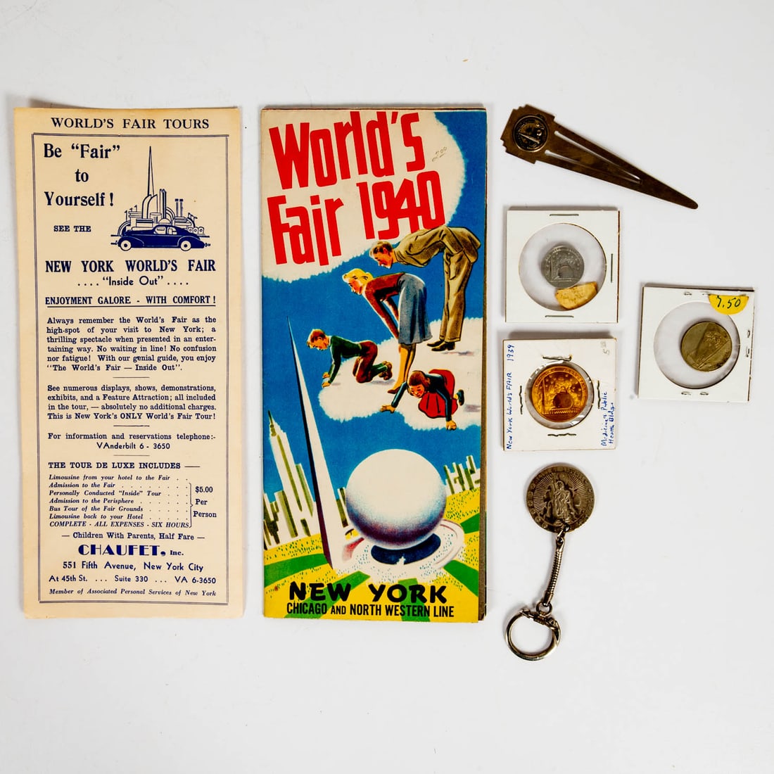 Group of New York World's Fair Ephemera and Souvenirs (1 of 3)