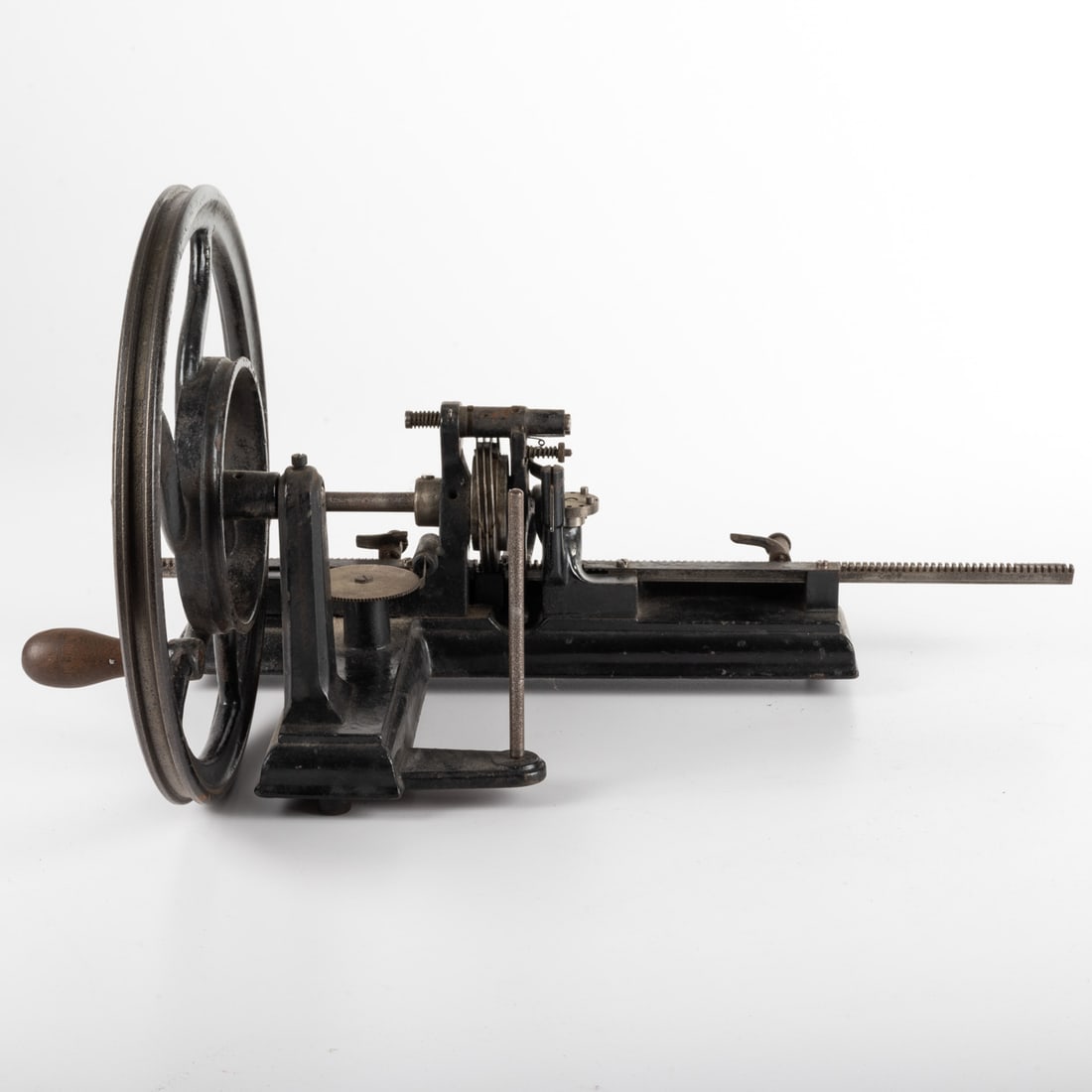 Hinckley Knitting Machine - 4