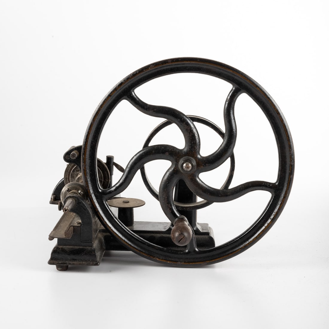 Hinckley Knitting Machine - 5