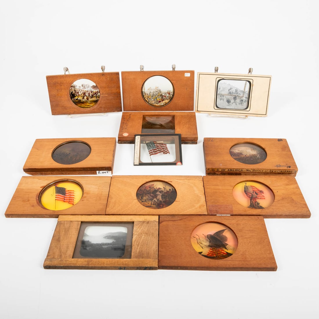 14 American Wars & Flags Magic Lantern Slides: Fourteen American Wars & Flags Magic Lantern Slides, 19th Century, Illustrations featuring US flags and American Wars (Revolution, War of 1812 and Civil War). Fort Taber [?], Altoona Pass, West