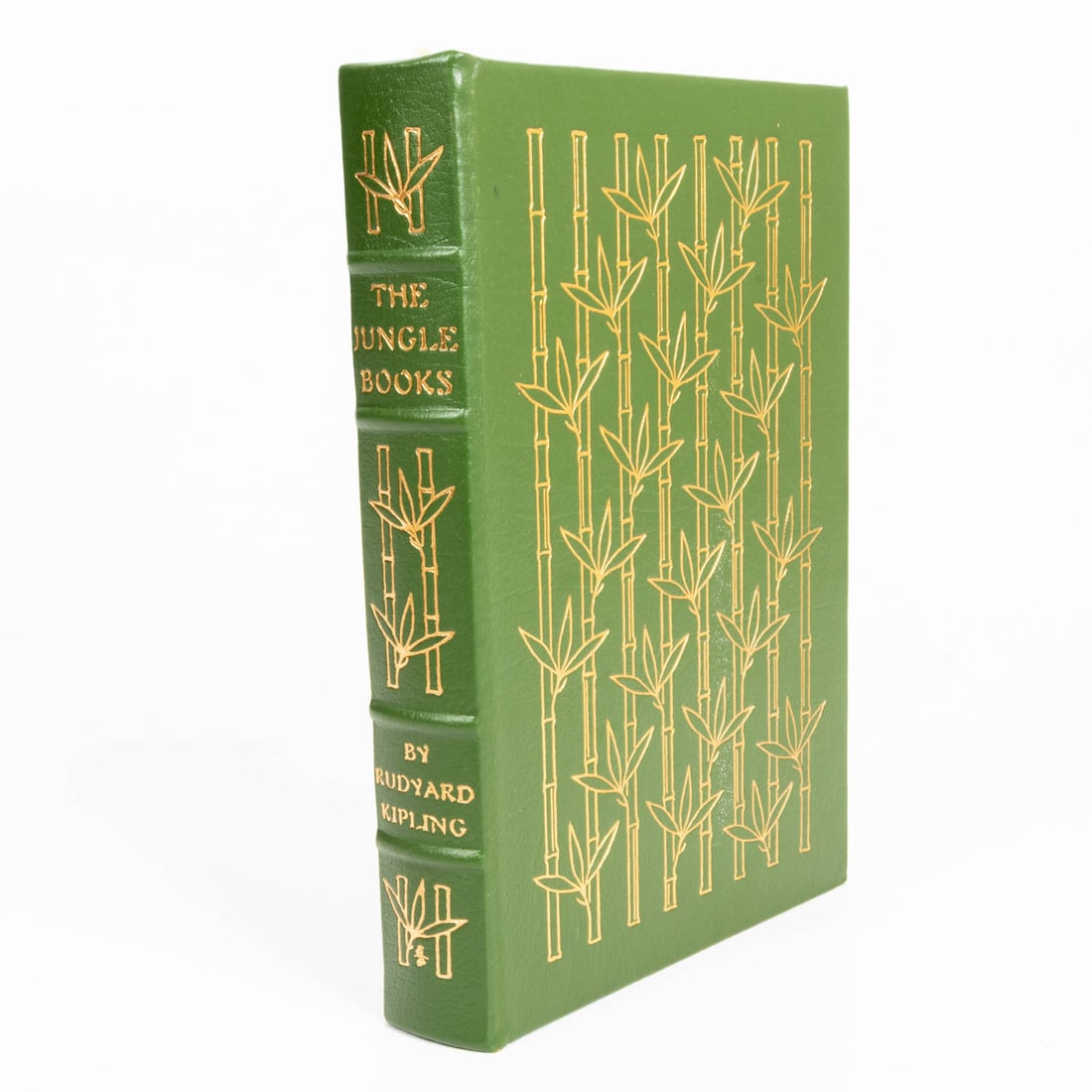 KIPLING, Rudyard (1865-1936), The Jungle Book.: KIPLING, Rudyard (1865-1936), The Jungle Book. Misprinted 1980 edition. Publisher: The Easton Press, Norwalk. 1980. 8vo. Green leather bound, with richly gilt covers and raised spine. Gilt edges.