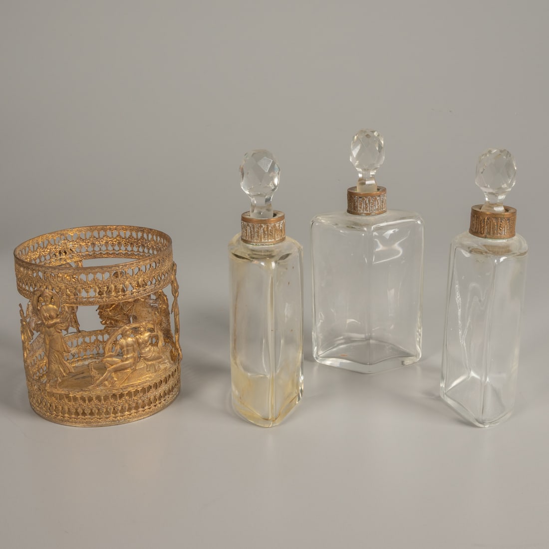 French Dressing Room Articles - 4