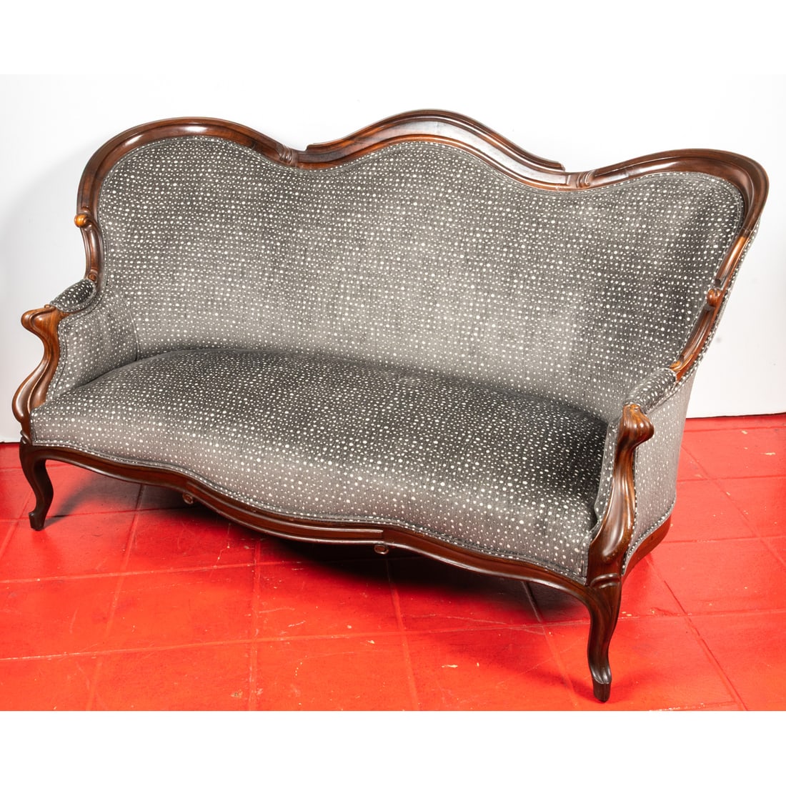A Victorian Settee - 3