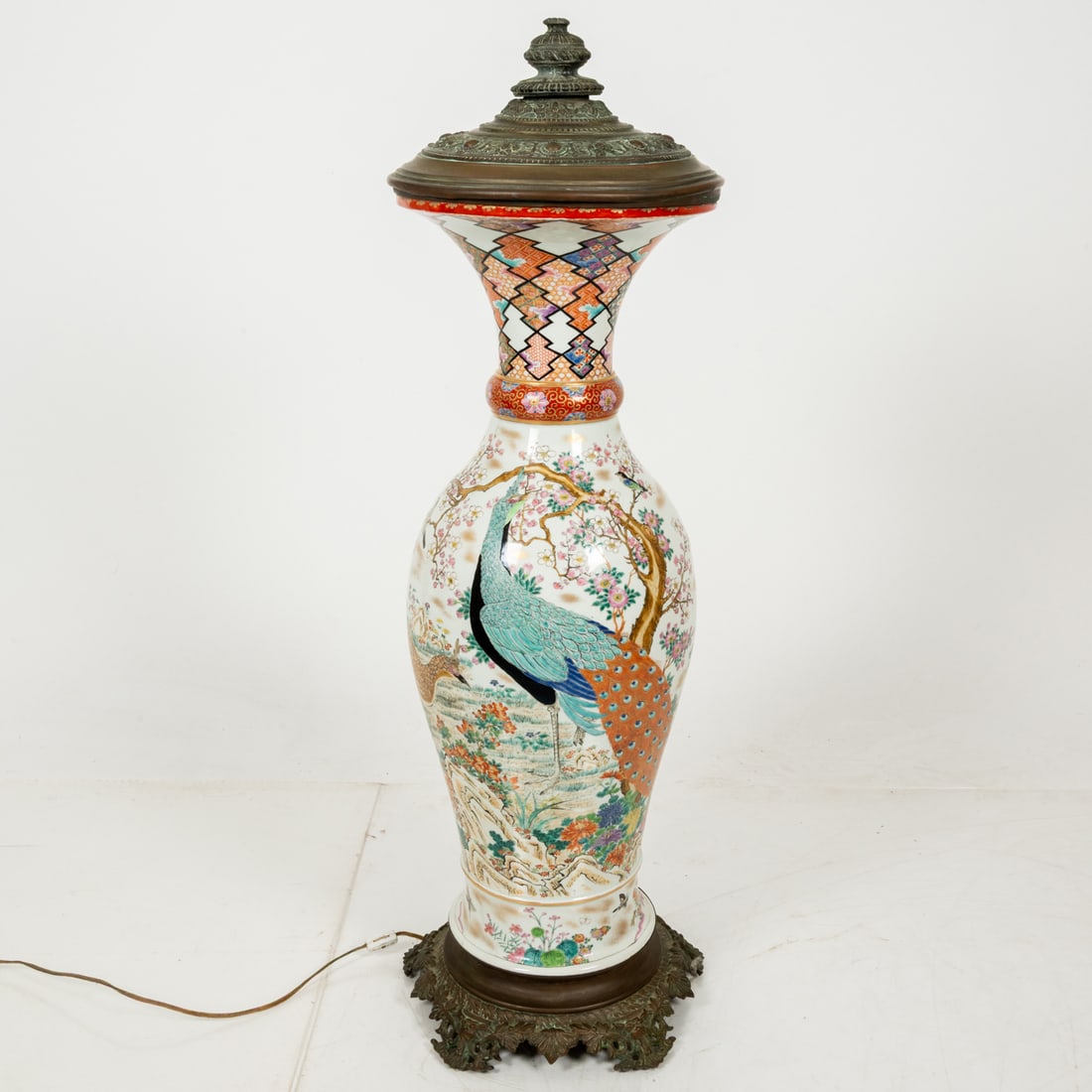 Japanese Imari Porcelain Vase Lamp (1 of 5)