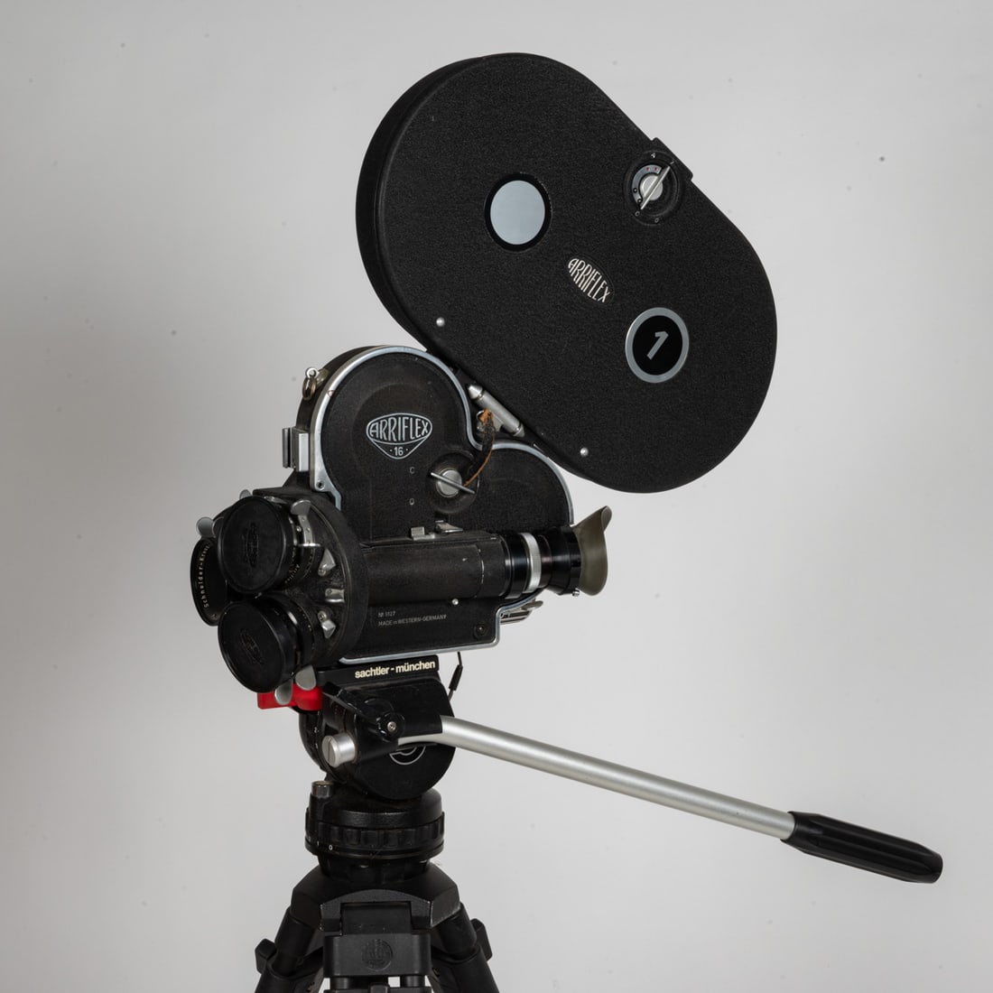 Arriflex 16s Camera - 3