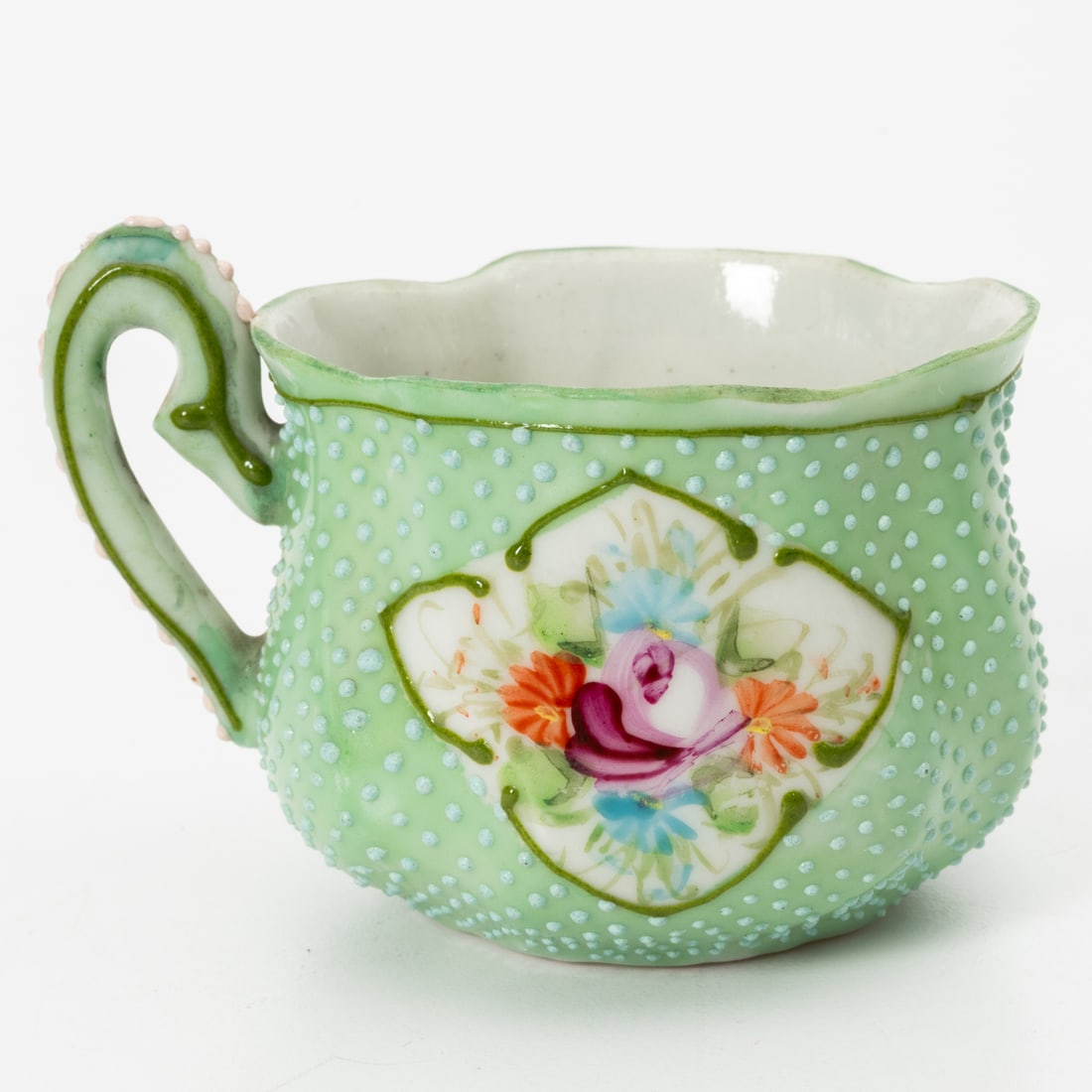 Eight Japanese Moriage Decorative Items - 4