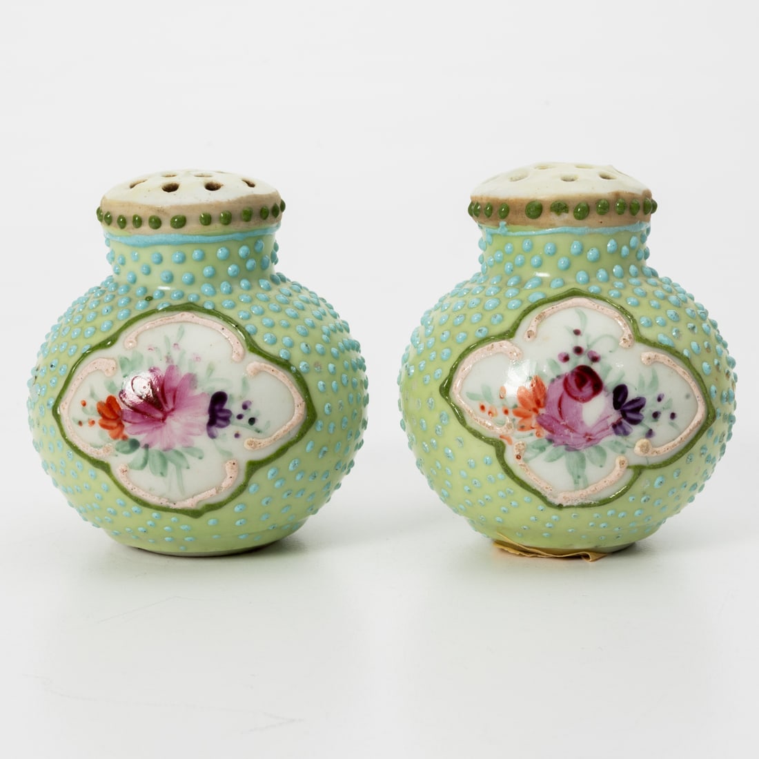 Eight Japanese Moriage Decorative Items - 7