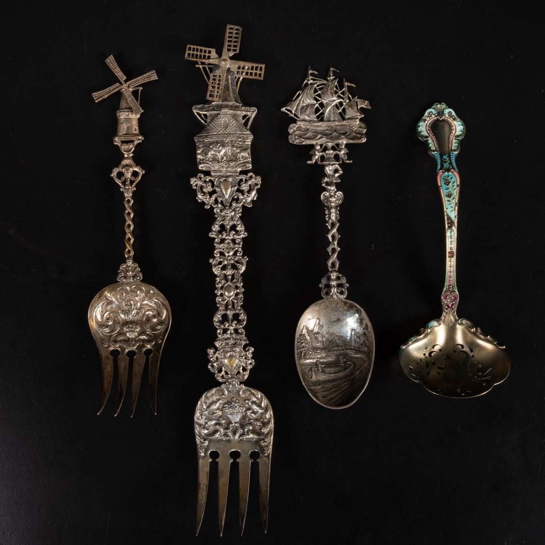 Three Dutch Silver Souvenir Serving Forks and Spoon (1 of 7)