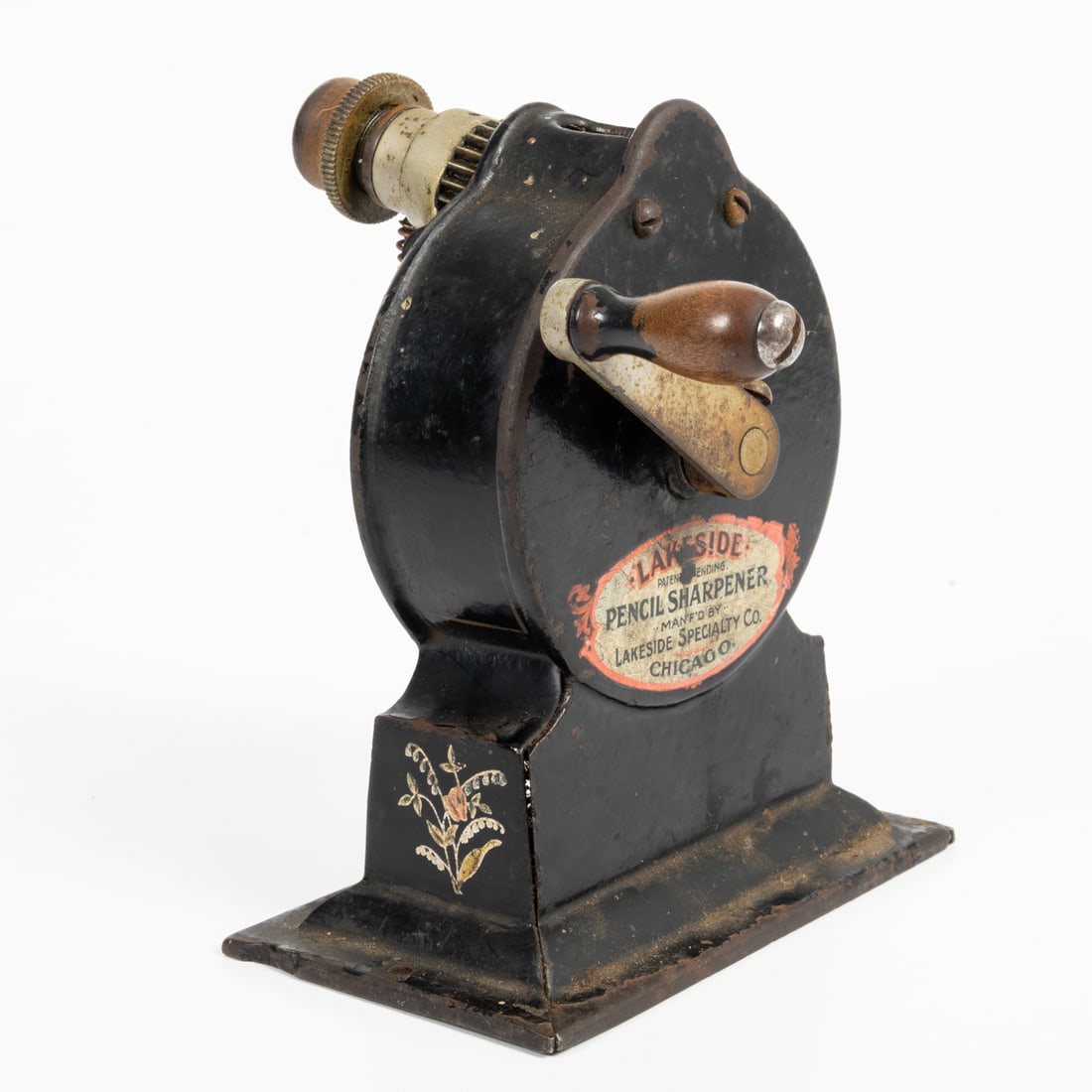 A Lakeside Cast Iron Pencil Sharpener (1 of 8)