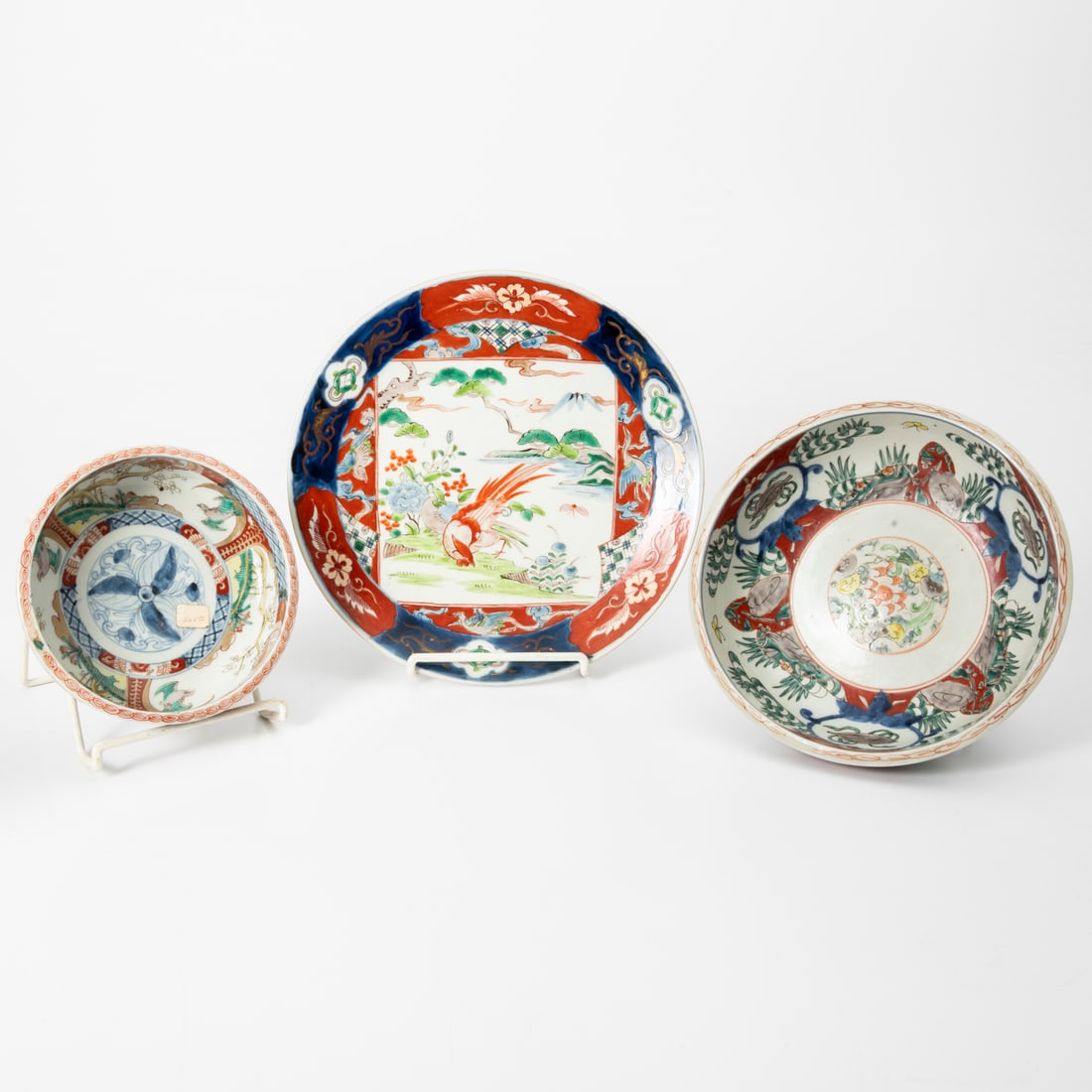 Three Japanese Imari Decorative Items (1 of 9)