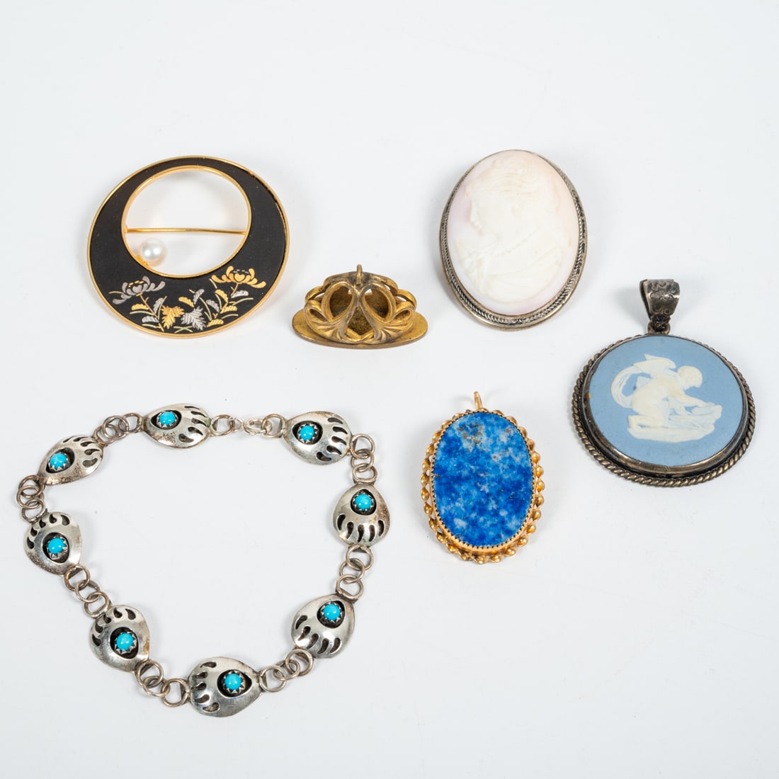 Six Gold and Sterling Silver Jewelry Pieces (1 of 10)