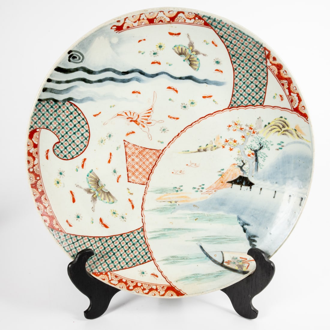 A Japanese Imari Porcelain Charger: A Japanese Imari Porcelain Charger, Meiji Period. D: 18 in.