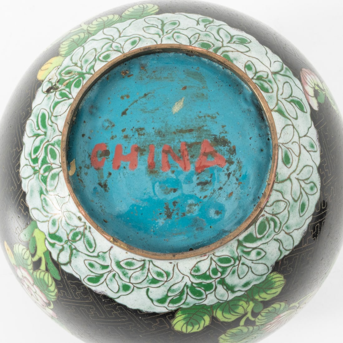 Three Chinese Decorative Items - 4