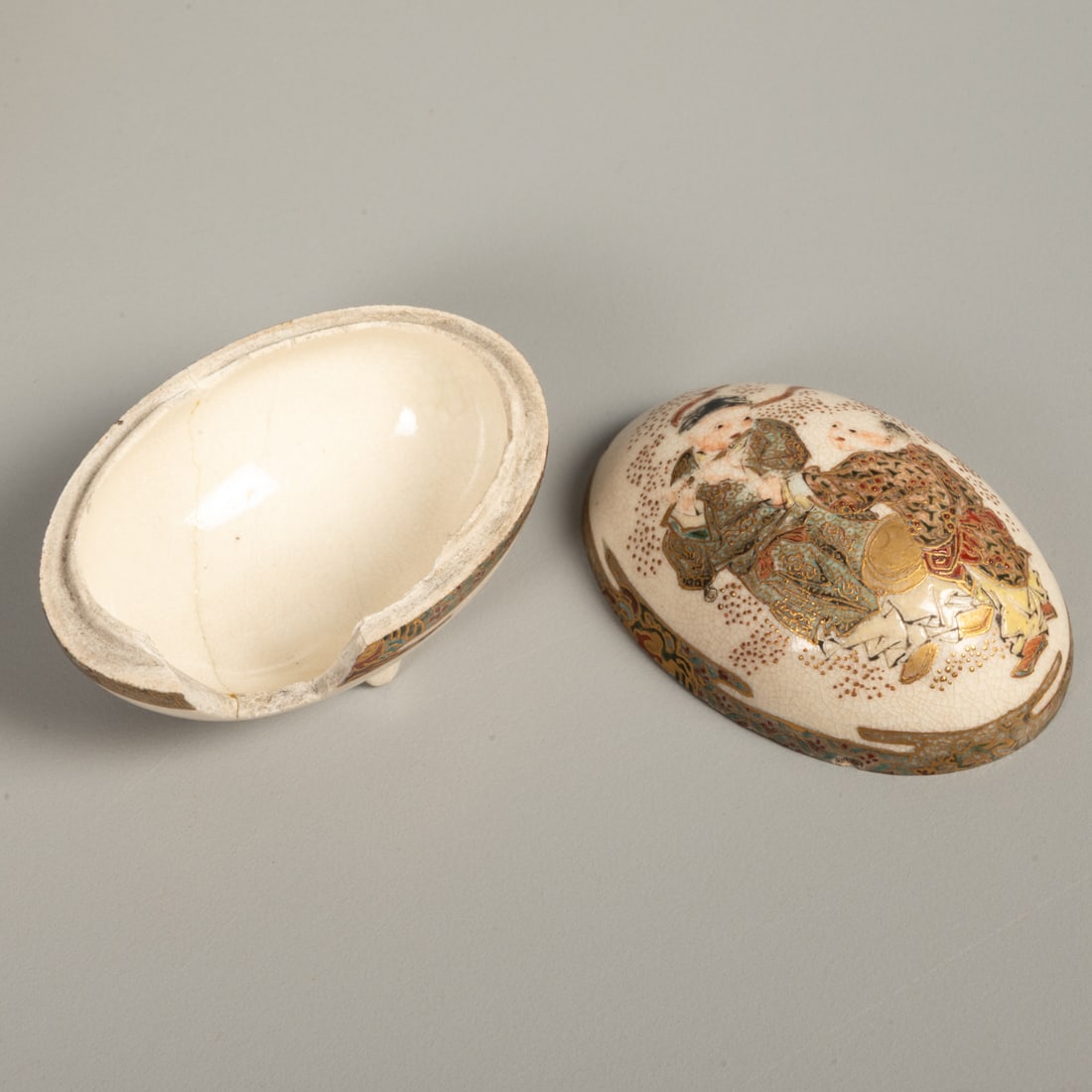 Three Japanese Decorative Object - 2