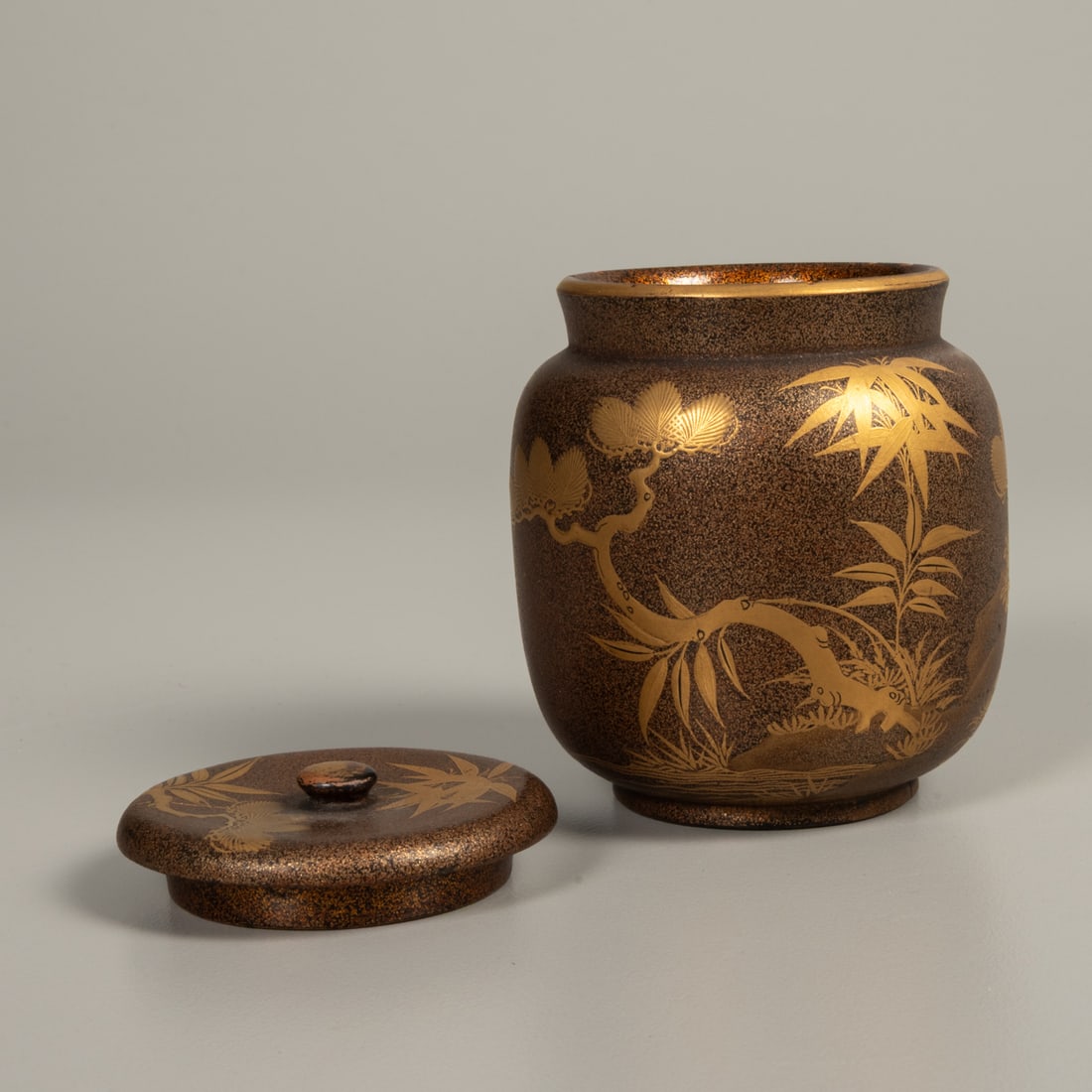 Three Japanese Decorative Object - 4