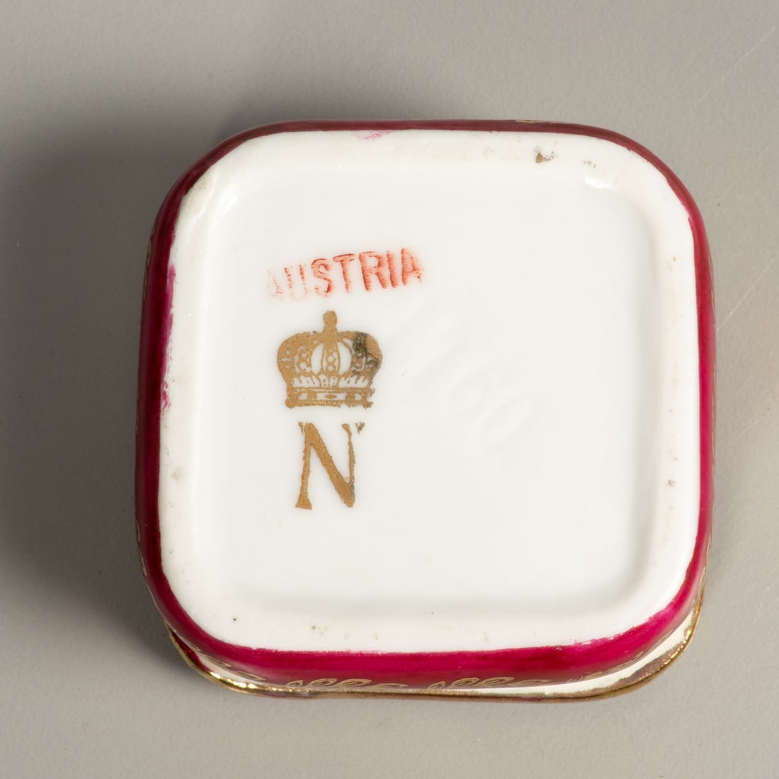 Eight Decorative Boxes - 5